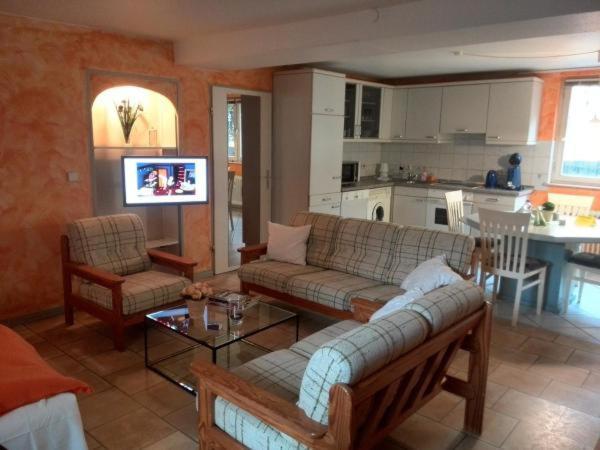 Uni - Luebeck Appartement Groß Grönau Eksteriør billede